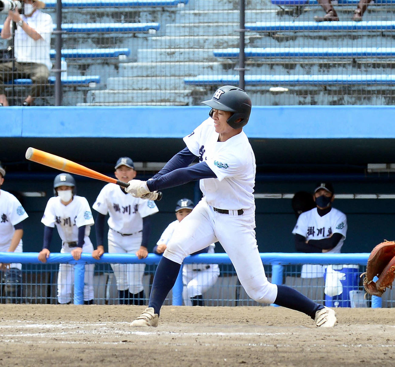 9回表、逆転の2点適時打を放つ掛川東・谷口