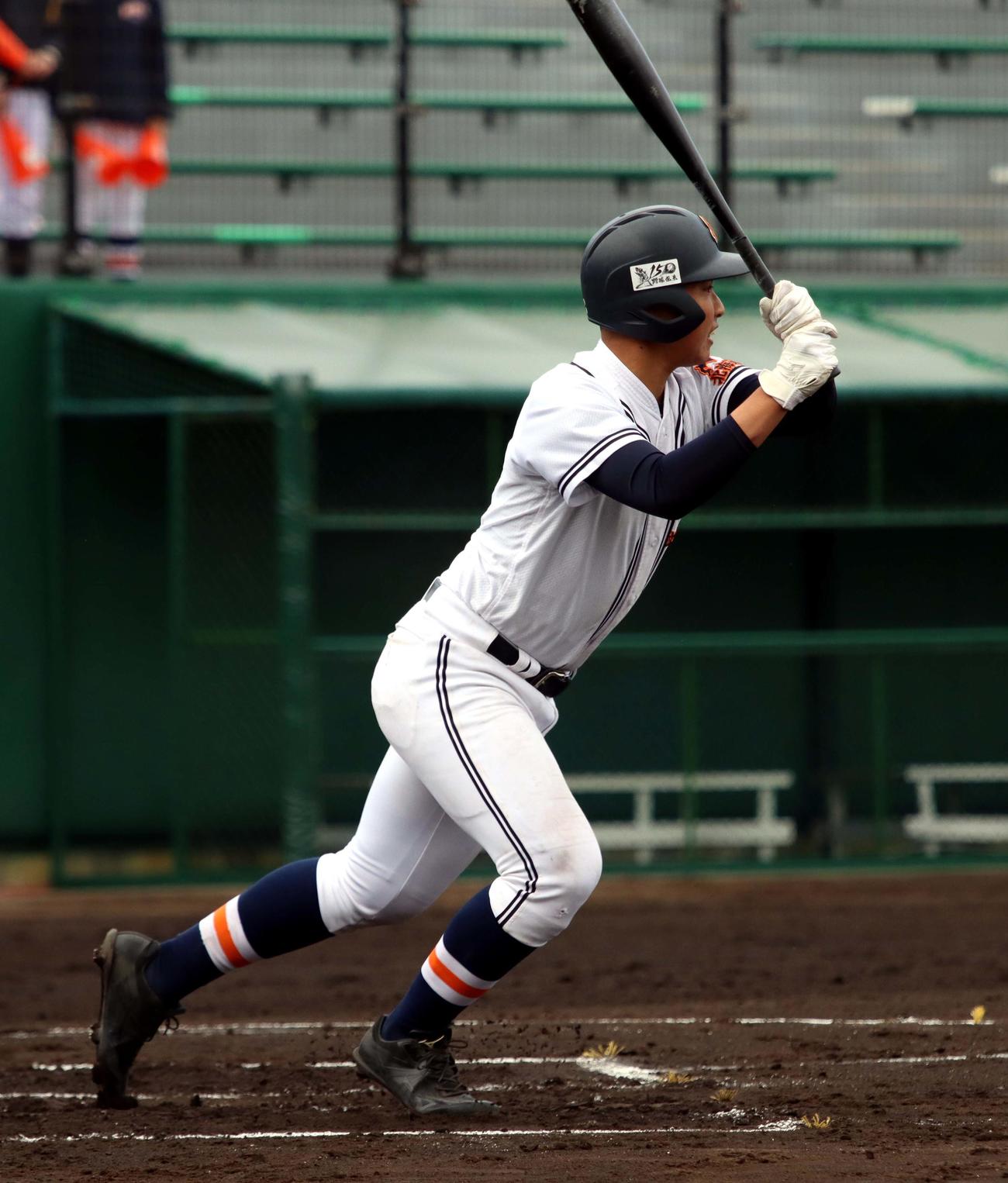 札幌平岡対北海道文教大付　決勝打含む2安打2打点の北海道文教大付・木村（撮影・永野高輔）