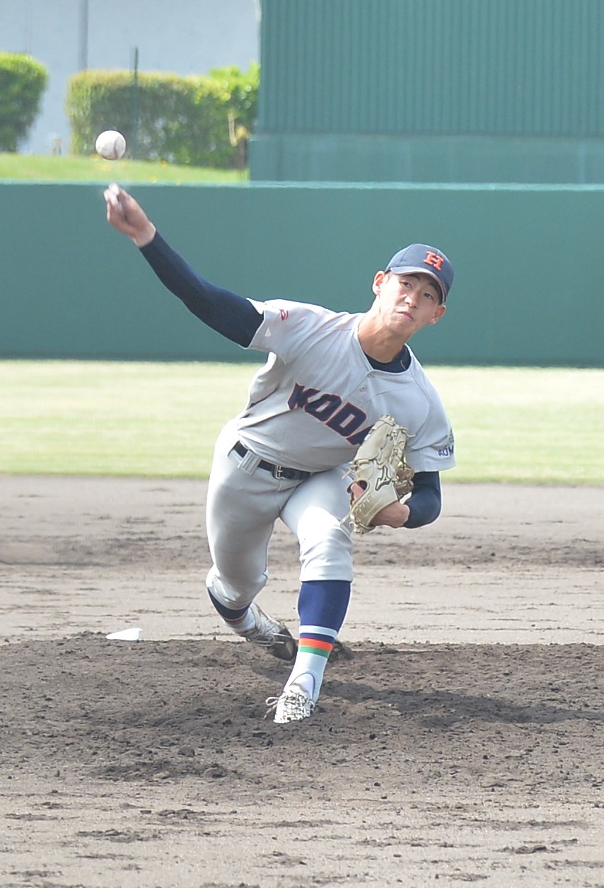 先発し好投した八戸工大一・広野（撮影・佐藤究）