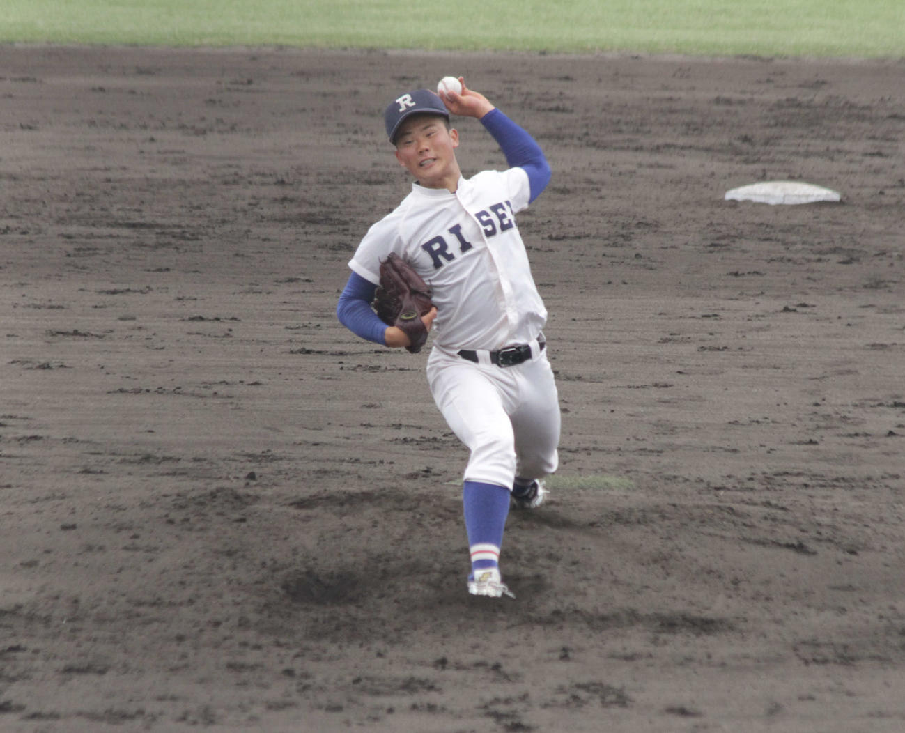 履正社の福田幸之介投手は序盤から快投を見せた