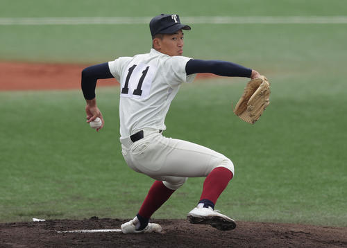履正社対大阪桐蔭　大阪桐蔭先発の前田（撮影・前田充）