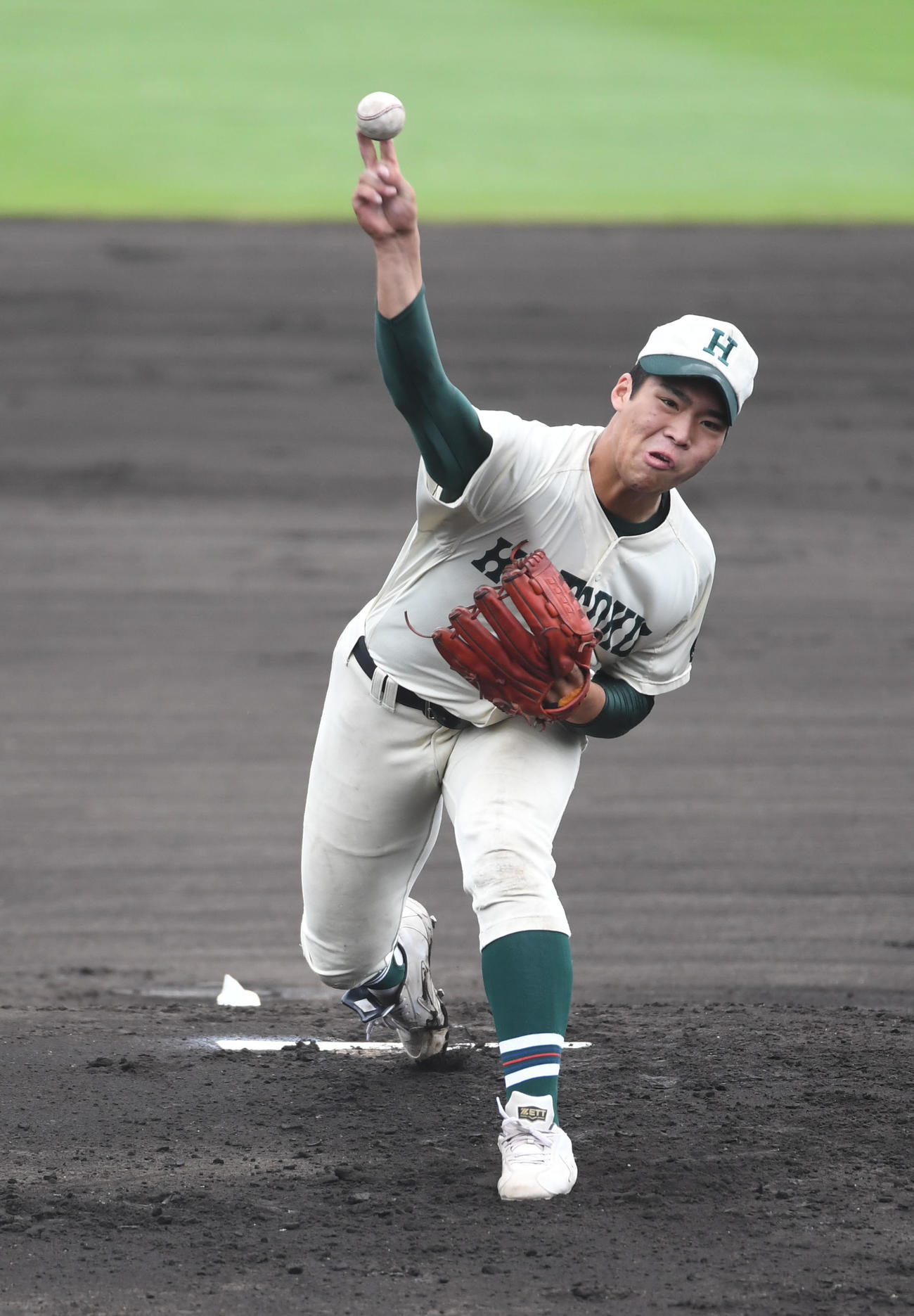 市和歌山対報徳学園　報徳先発の正重（撮影・前岡正明）