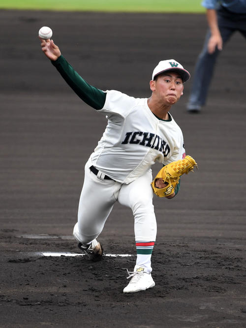 市和歌山対報徳学園　市和歌山先発の米田（撮影・前岡正明）