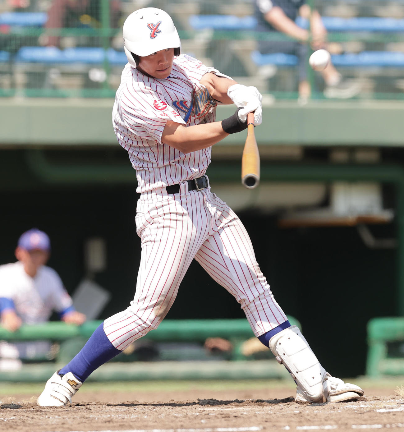 山村学園対作新学院　4回表山村学園無死、右二塁打を放つ坪井（撮影・野上伸悟）