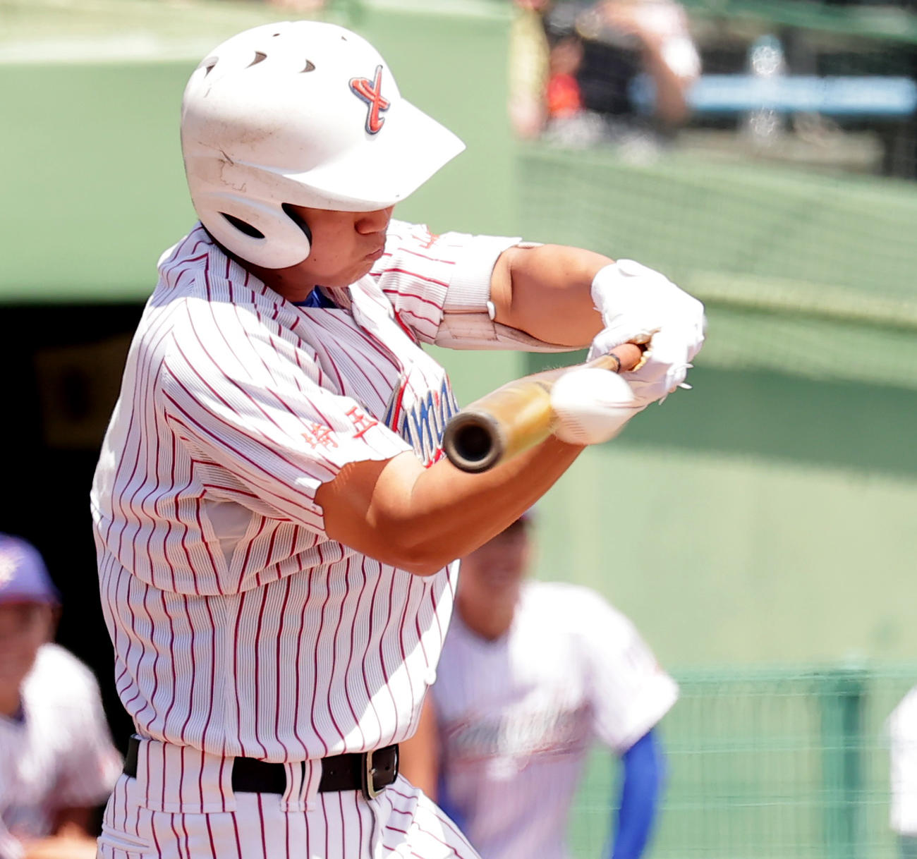 山村学園対関東第一　1回表山村学園2死三塁、中前先制適時打を放つ酒井（撮影・野上伸悟）