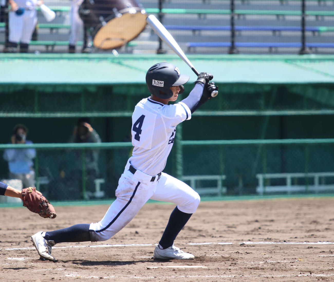 札幌第一対北照　3回表札幌第一2死二塁で中前適時打を放つ村上（撮影・山崎純一）