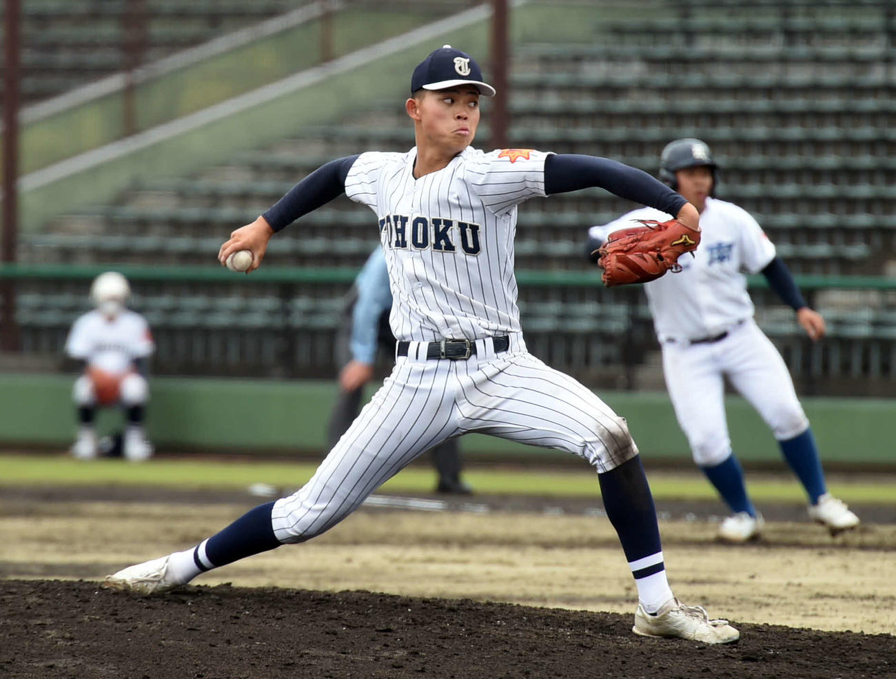 東北対光南　4回無失点と好投した東北・伊藤（撮影・相沢孔志）