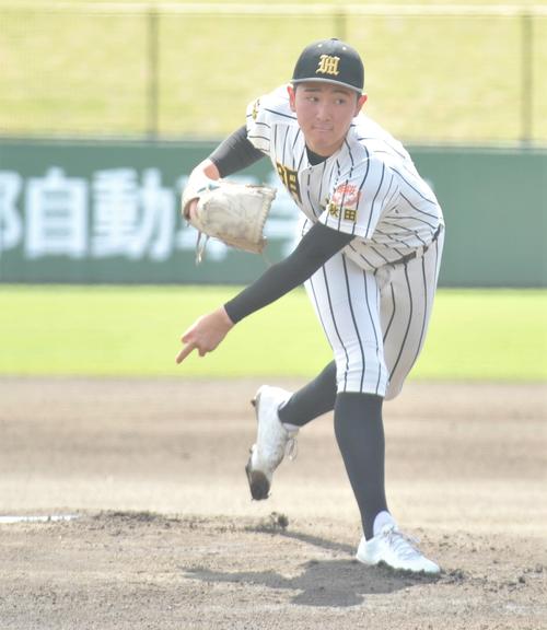 青森山田対ノースアジア大明桜　先発したノースアジア大明桜・野中（撮影・佐藤究）