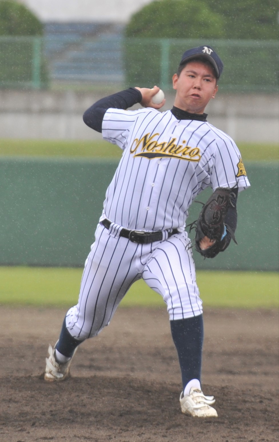 能代対五所川原第一　先発し好投した能代・高橋（撮影・佐藤究）
