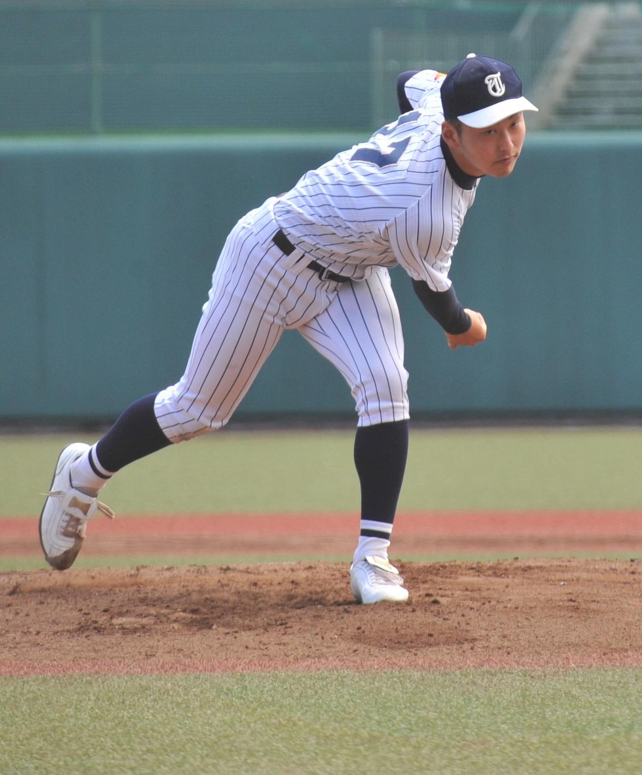 東北対聖光学院　先発した東北・小倉（撮影・佐藤究）