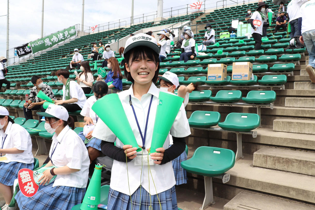 篠山鳳鳴3年生マネージャーの田和桃夏さん（撮影・波部俊之介）