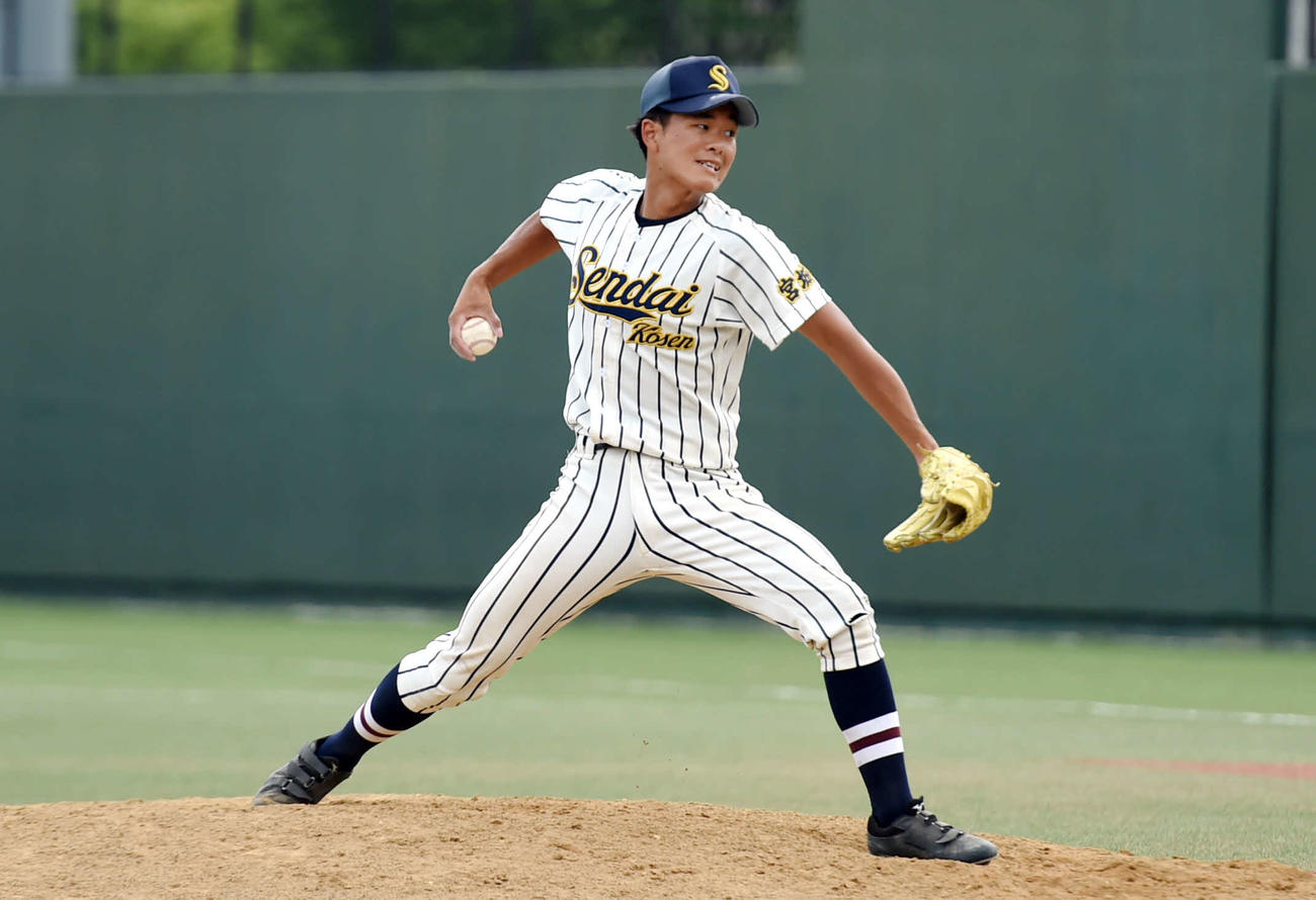 6回1失点と粘投した仙台高専名取・村木（撮影・相沢孔志）