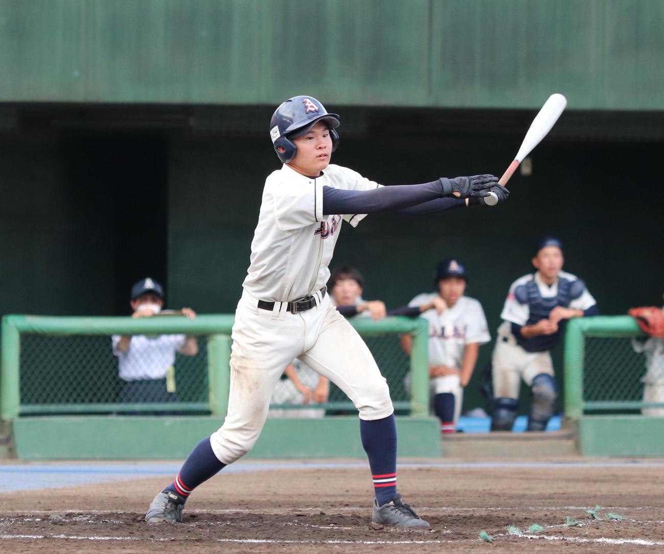 打者としても活躍した上尾南・茅野（撮影・星夏穂）