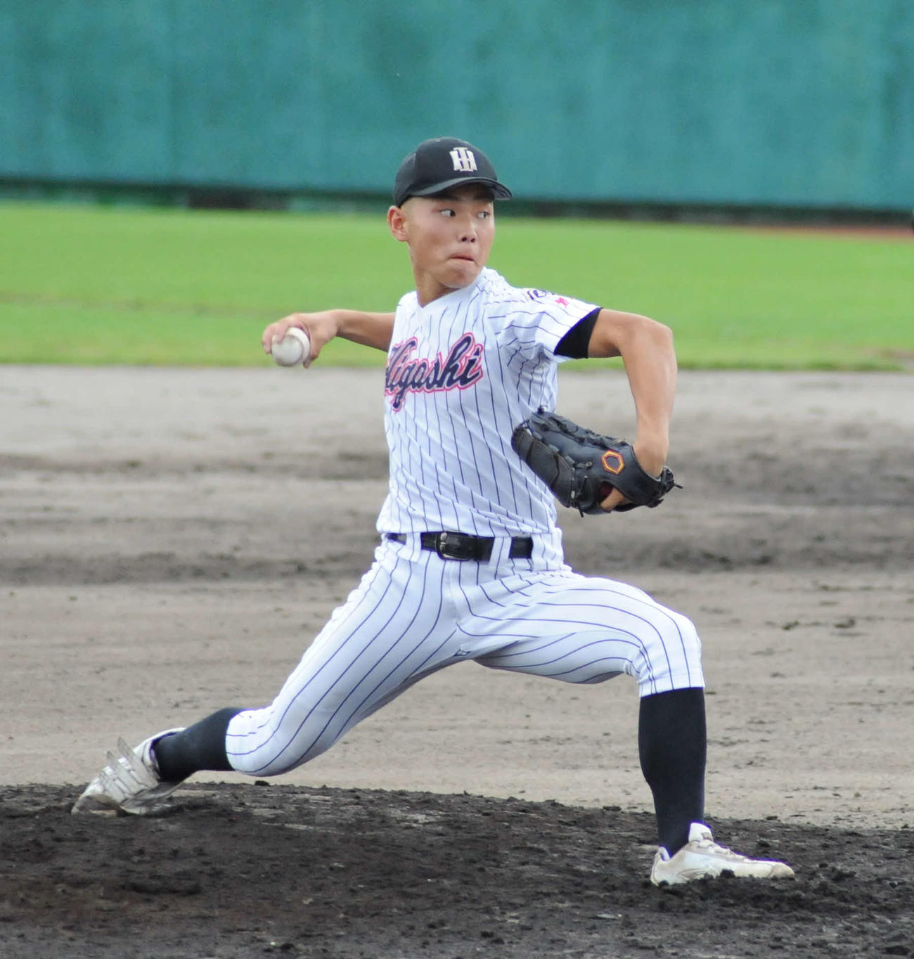 公式戦初先発で完封した磐田東の杉浦
