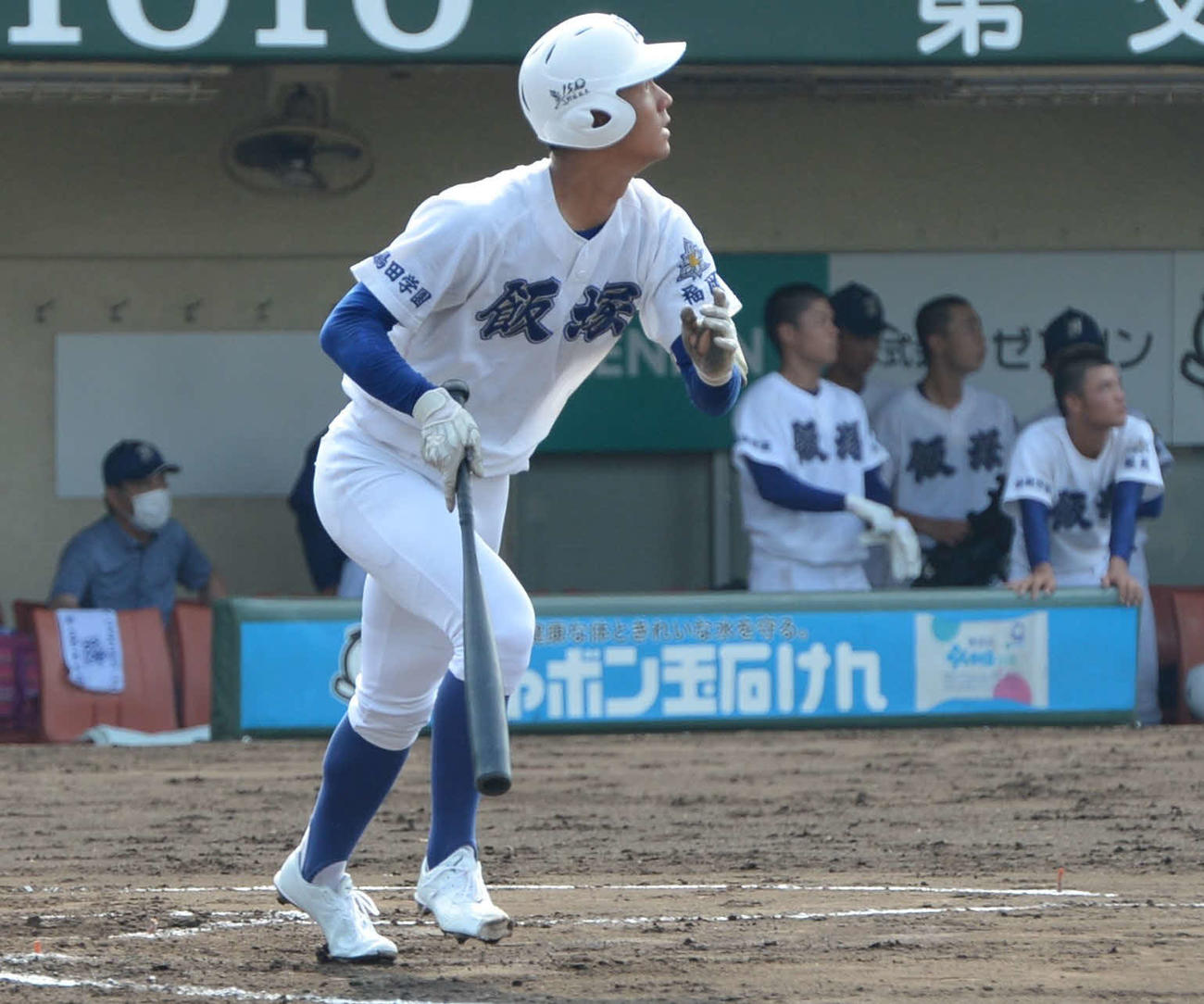 飯塚対小倉　5回に左翼への二塁打を放つ飯塚・白浜（撮影・只松憲）