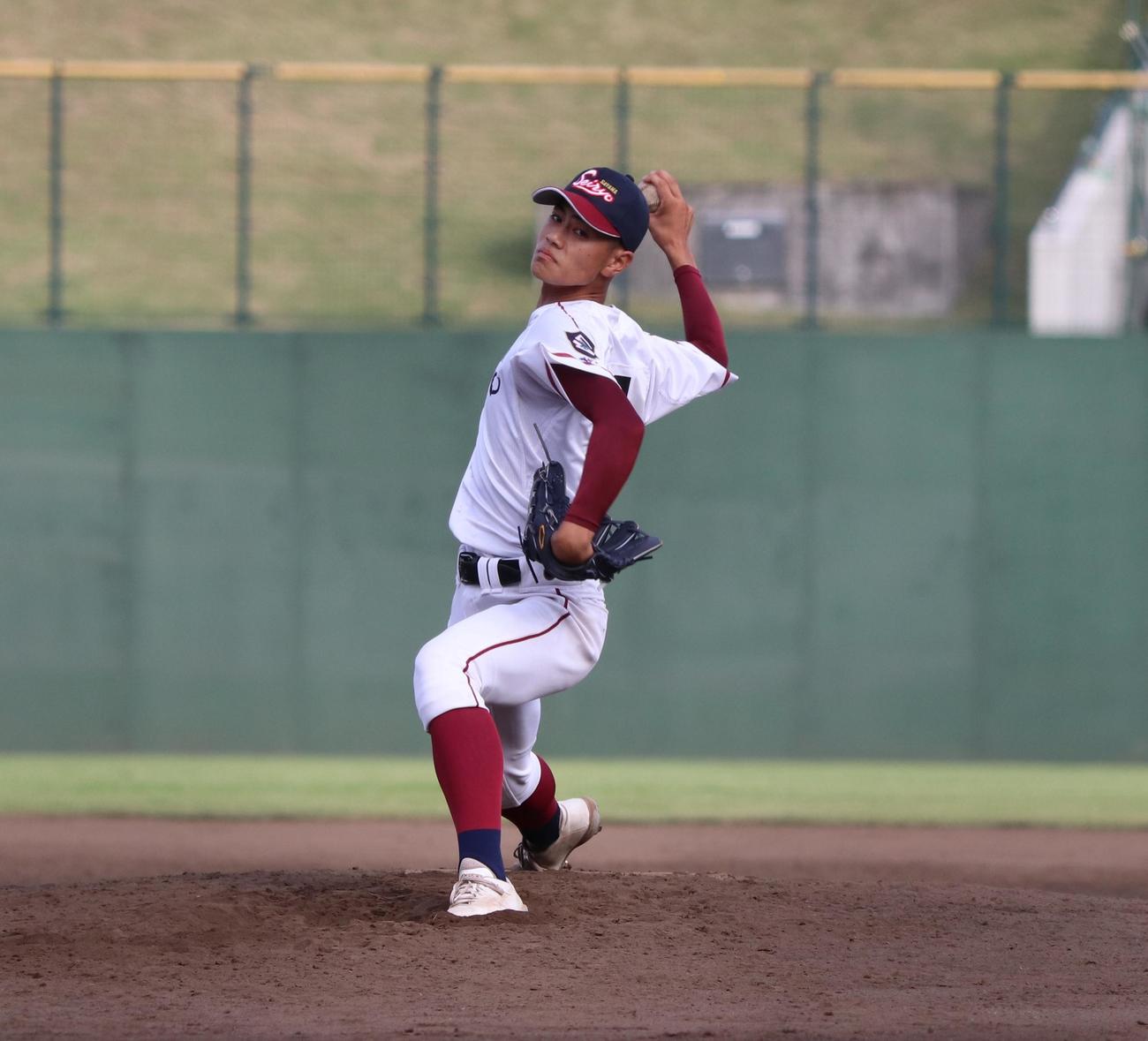 2番手で登場した狭山清陵・佐藤（撮影・星夏穂）