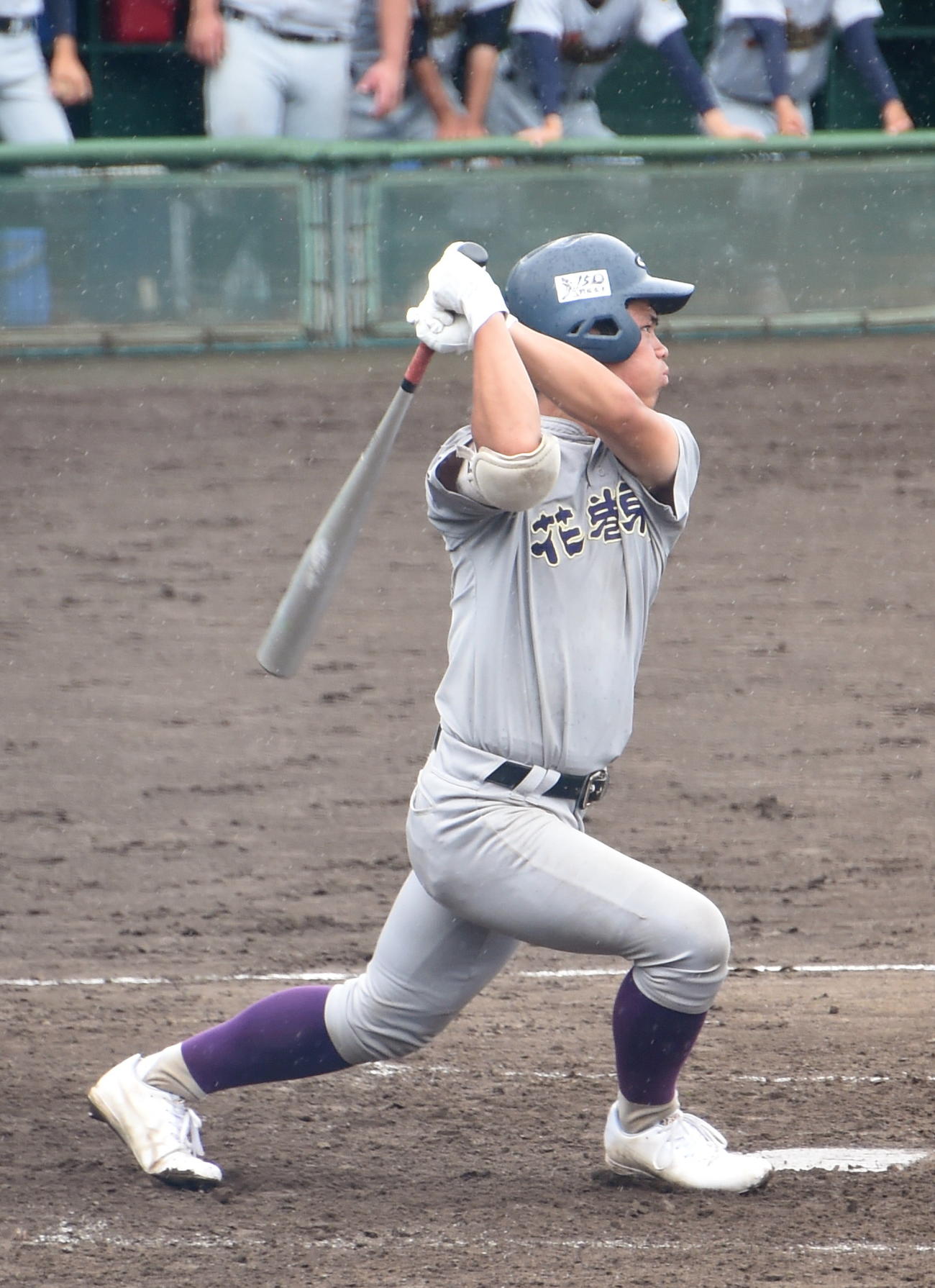 花巻東対花巻農　5回表花巻東1死、中越え二塁打を放つ田代（撮影・山田愛斗）