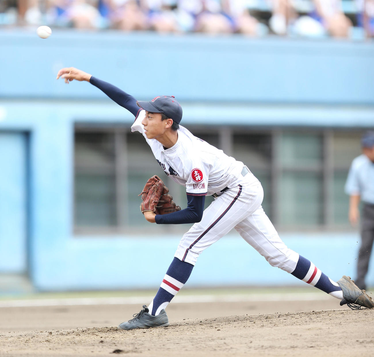 麻生対平塚学園　麻生先発の佐藤（撮影・宮地輝）