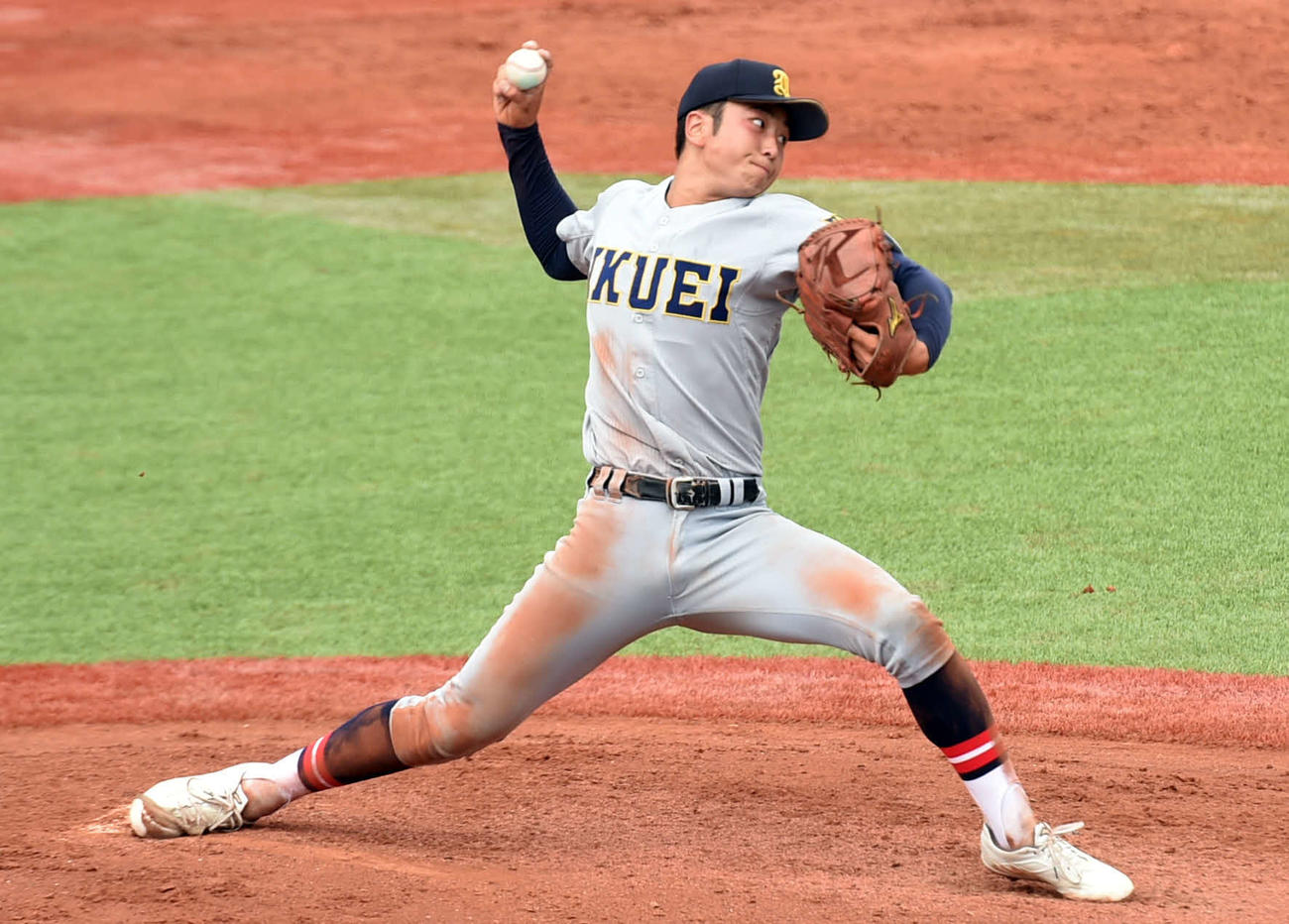 仙台商対仙台育英　4回無失点と好投した仙台育英・高橋（撮影・相沢孔志）
