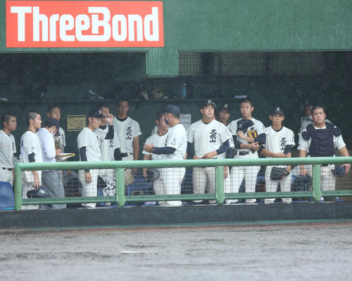 国学院久我山－世田谷学園は降雨で継続試合が適用、４回裏終了し国学院久我山が３点リード／西東京