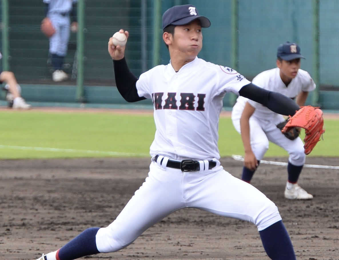 神埼清明戦に先発する伊万里・森下（撮影・只松憲）