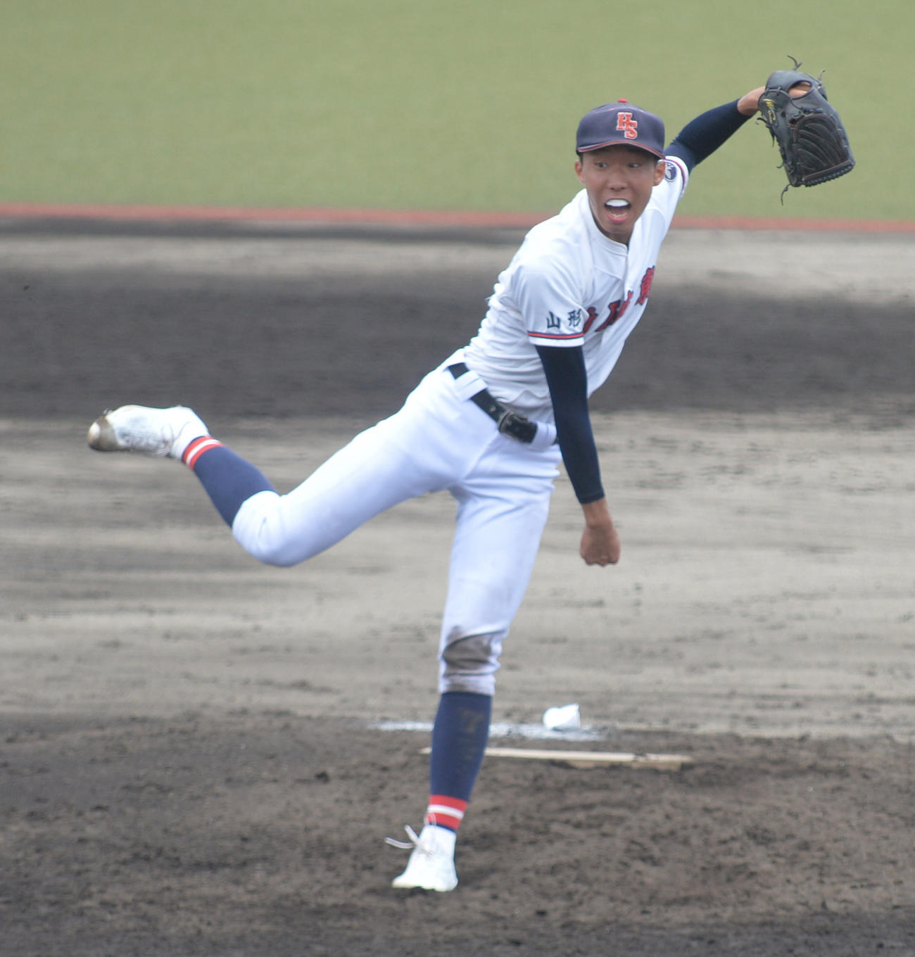 9回1失点11奪三振の力投で、完投勝利の新庄東・土田映