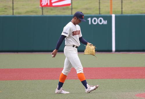 第2シード横浜商大高が3回戦敗退 浜田大翔が粘投もノーシード日大高