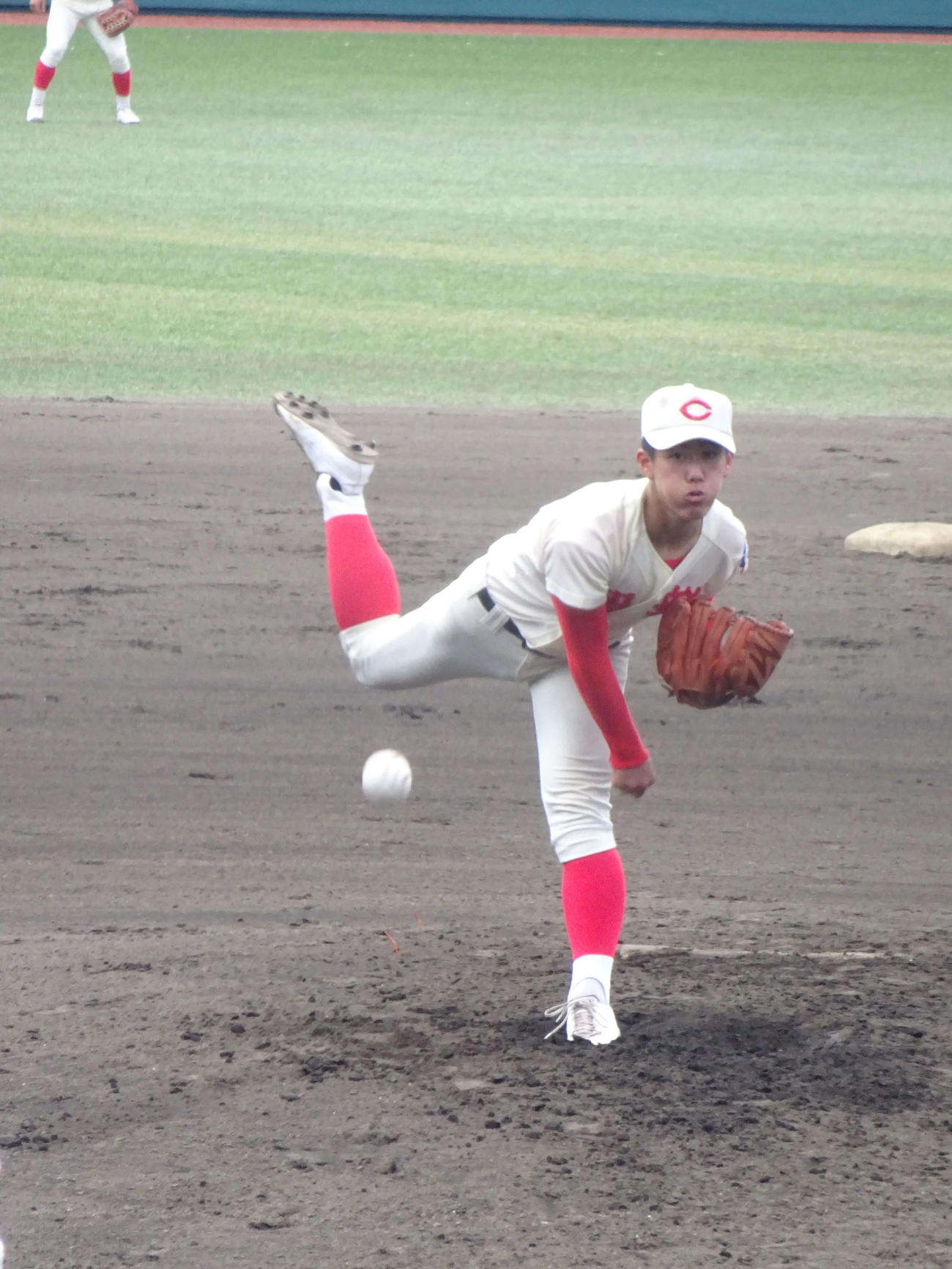 4回までは完全投球、コールド勝ちの7回を完封した智弁学園のエース大坪廉（撮影・加藤裕一）