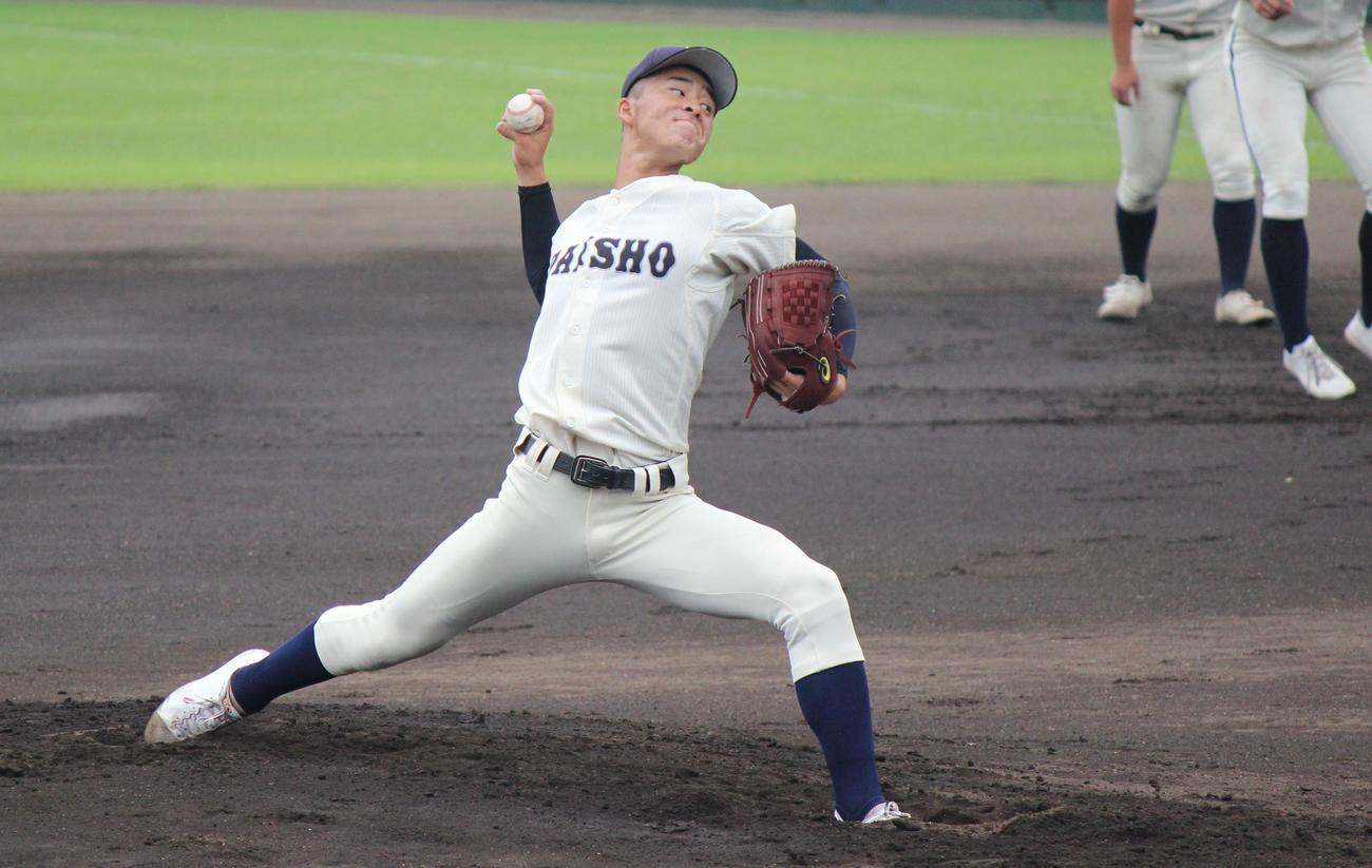 佐伯鶴城戦に先発した大分商・池田（撮影・柏原誠）