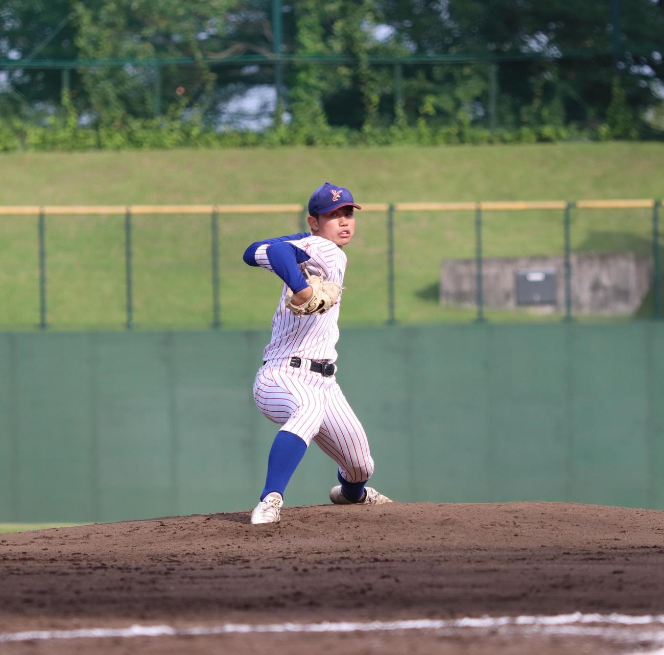 川口工対山村学園　2回を投げ無安打無失点だった山村学園の先発・佐藤（撮影・星夏穂）