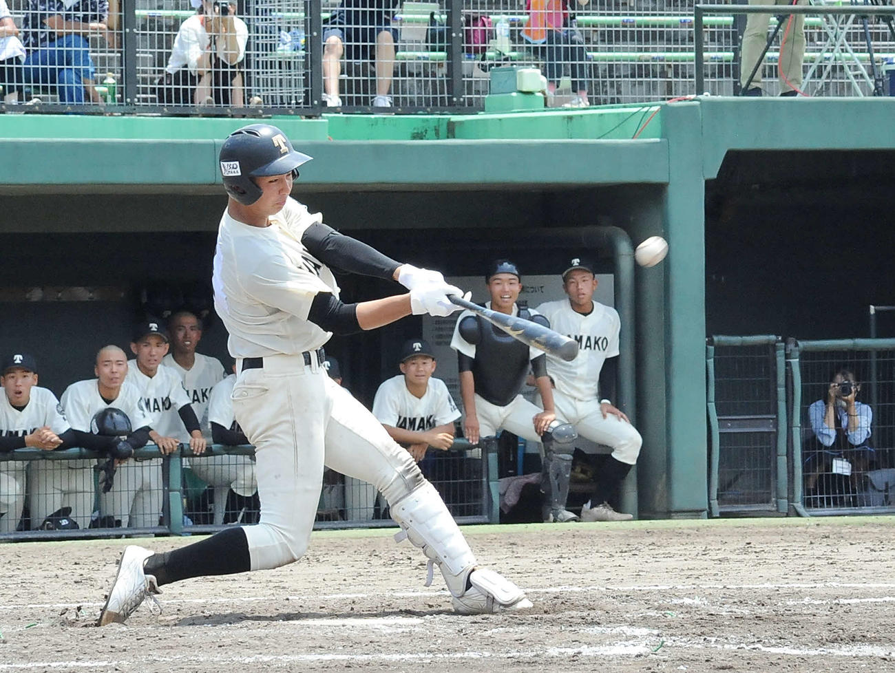 8回1死満塁で本塁打を放つ浜松工の細窪