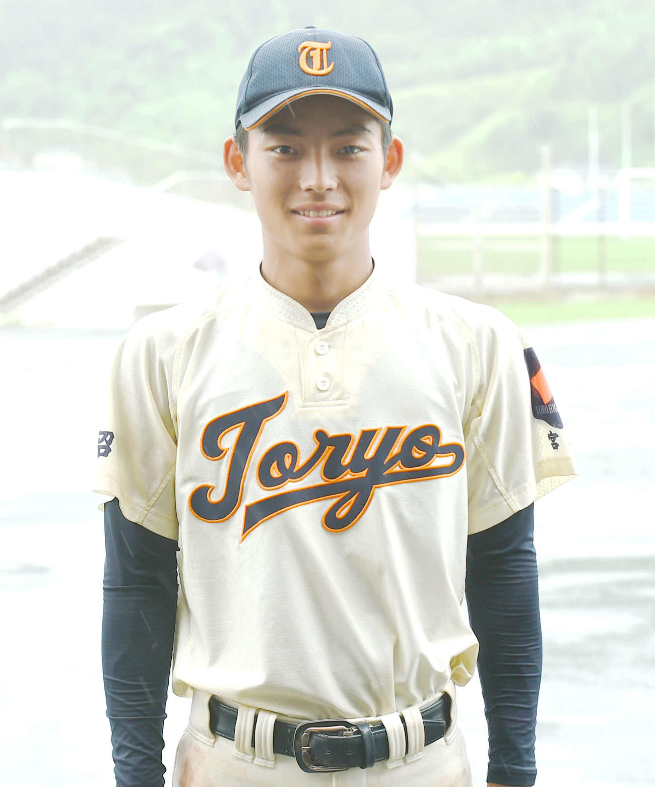 2安打2打点で勝利に貢献した東陵・佐々木