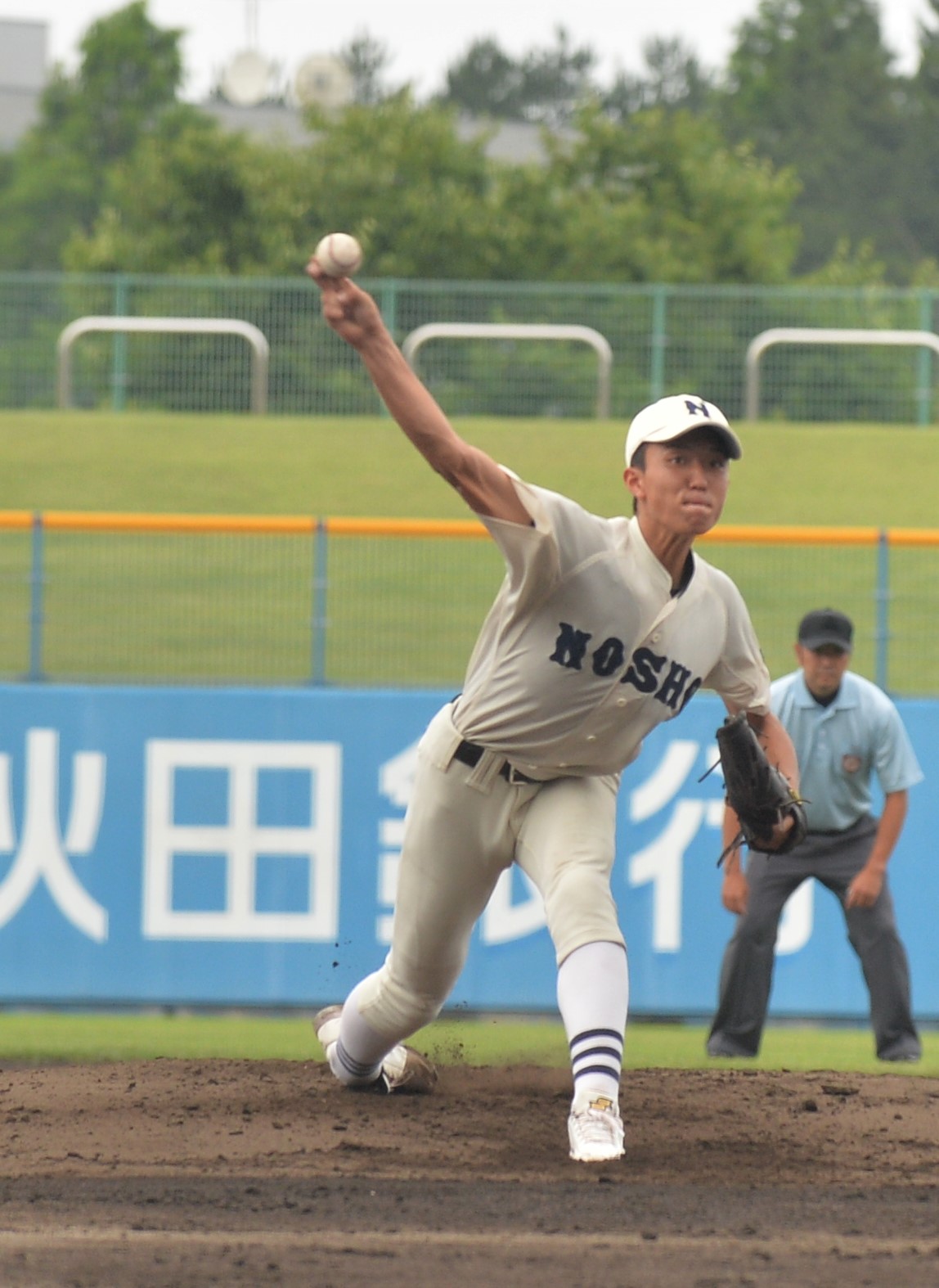 秋田中央対能代松陽　先発した能代松陽・三浦（撮影・佐藤究）