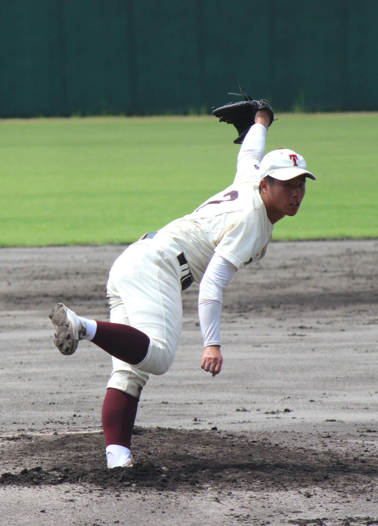 福岡大大濠戦に先発した東筑・堂満（撮影・柏原誠）