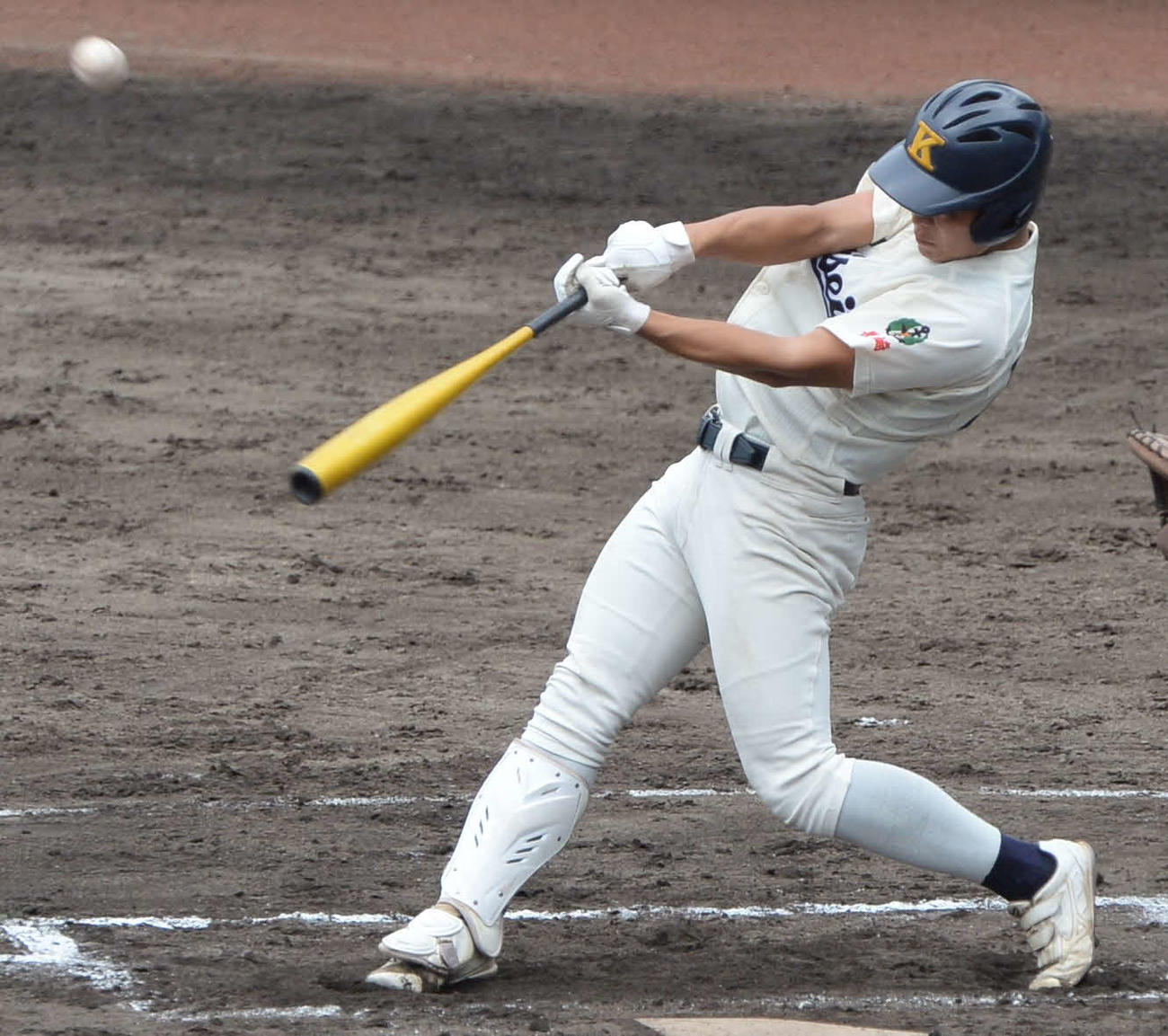 海星対鹿町工　7回1死満塁で勝ち越しの中犠飛を放つ海星・柿本（撮影・只松憲）