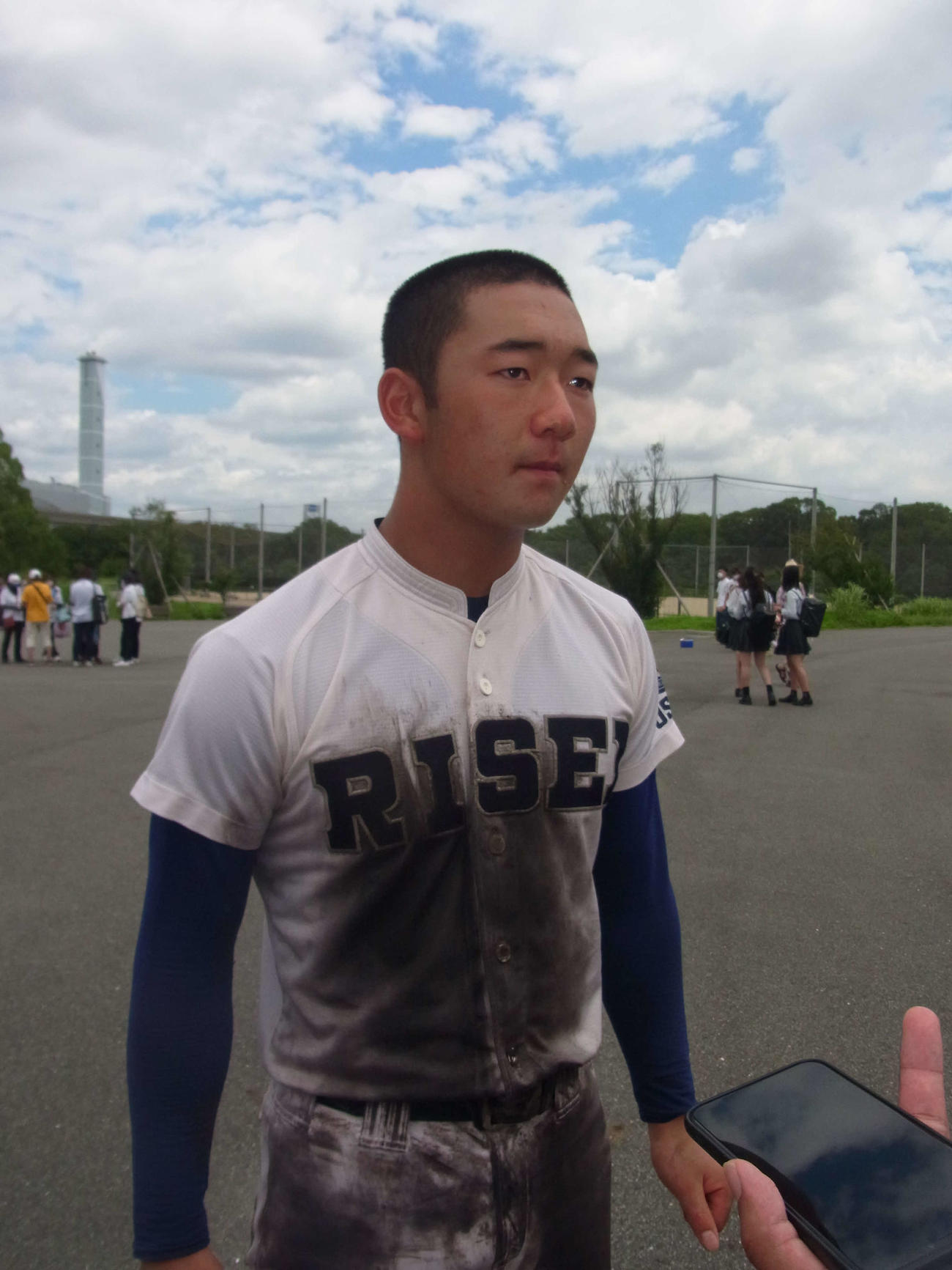 2回に高校通算13号2ランを放って快勝に導いた履正社・三木（撮影・堀まどか）