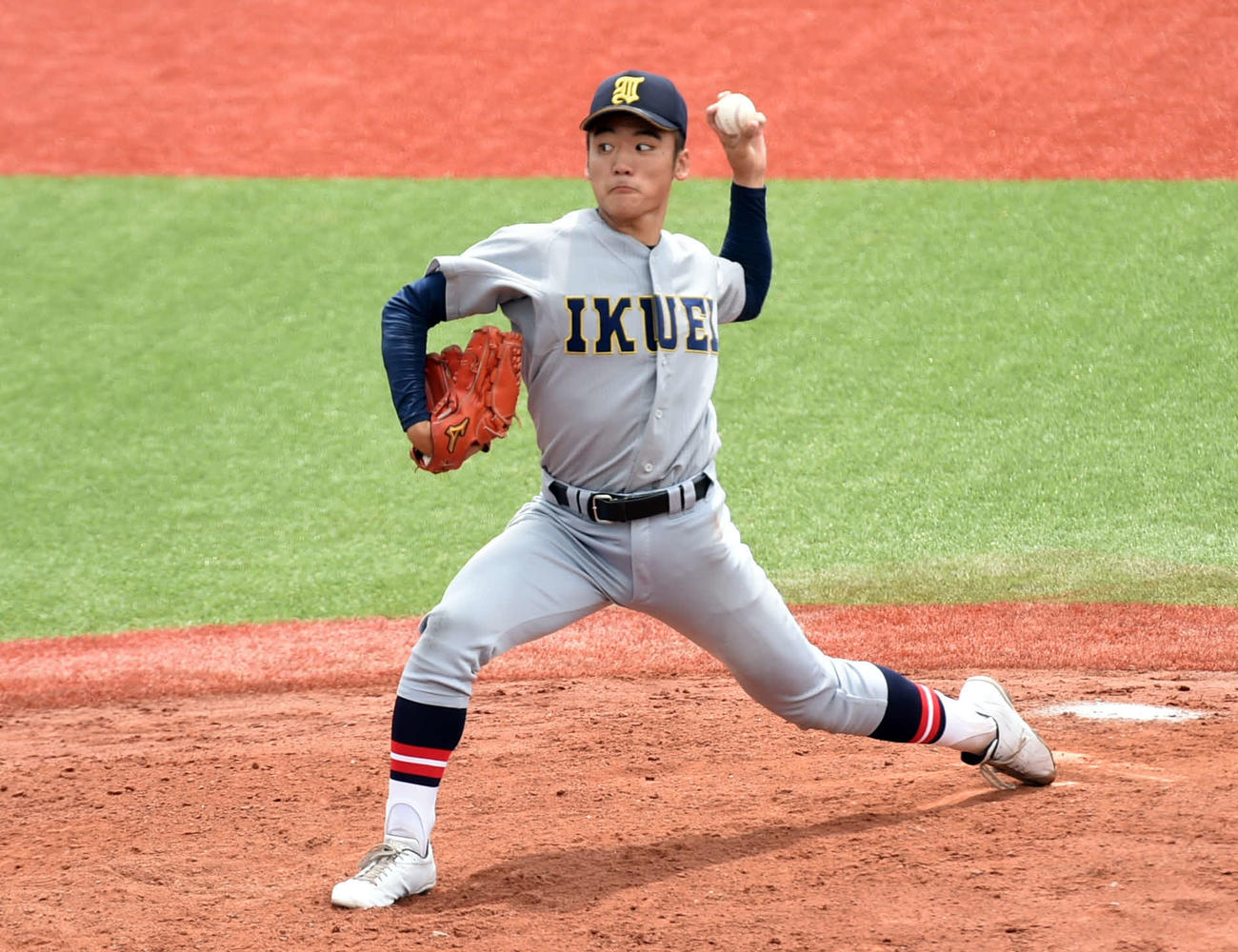 仙台育英対日本ウェルネス宮城　救援登板で4回無失点と好投した仙台育英・古川（撮影・相沢孔志）