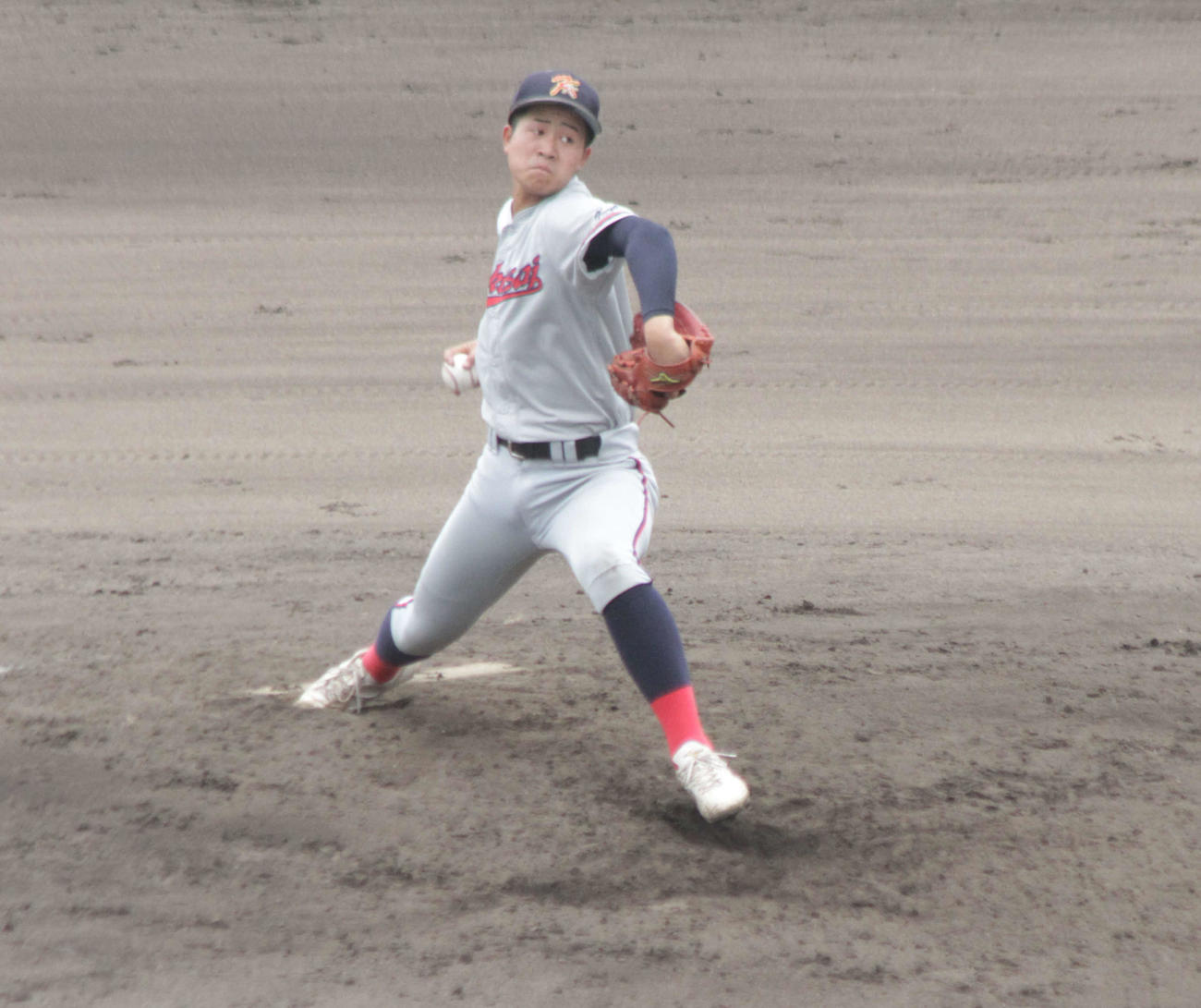 京都国際で先発した森田大翔投手は完投で勝利に貢献した