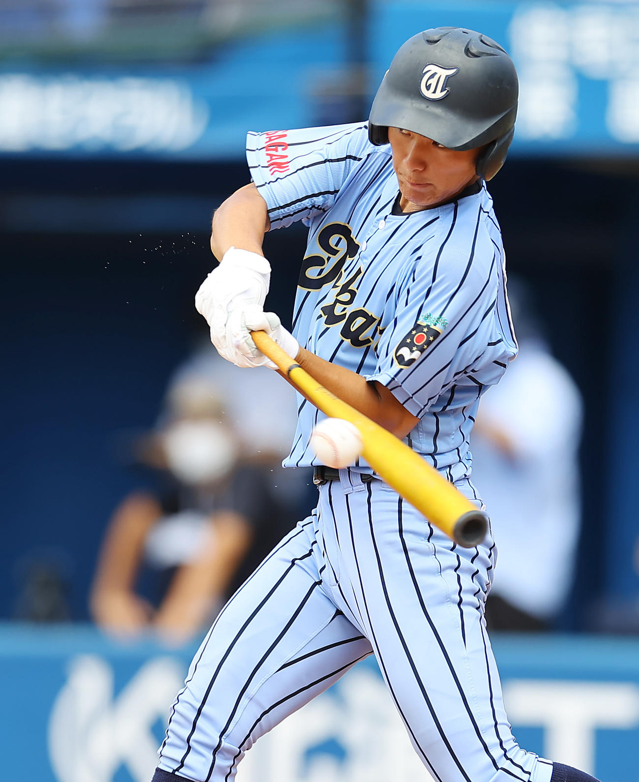 横浜創学館対東海大相模　2回裏東海大相模2死三塁、適時二塁打を放つ山内（撮影・垰建太）