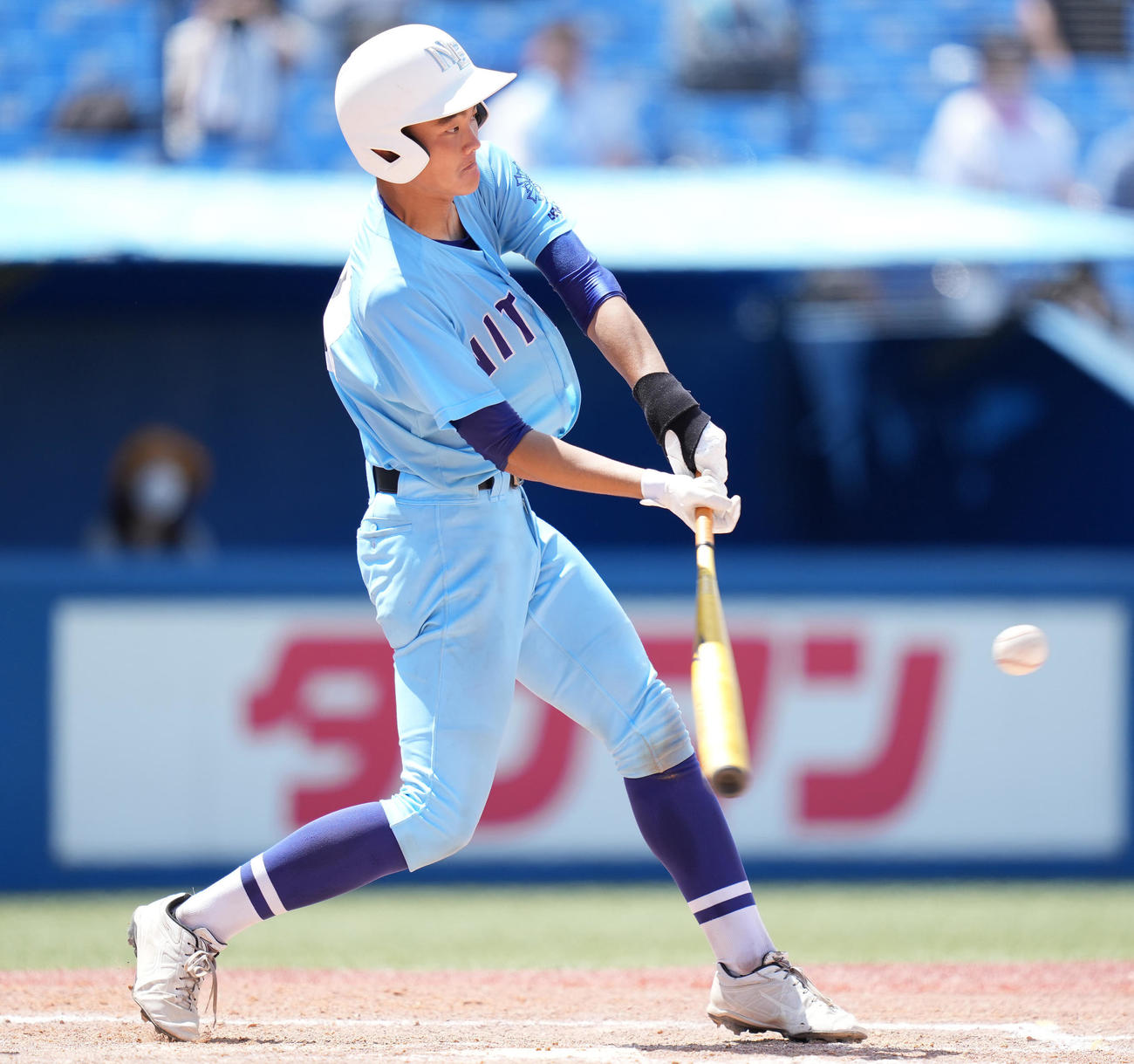 小山台対日体大荏原　5回裏日体大荏原2死一、二塁、左前適時打放つ原田（撮影・鈴木みどり）