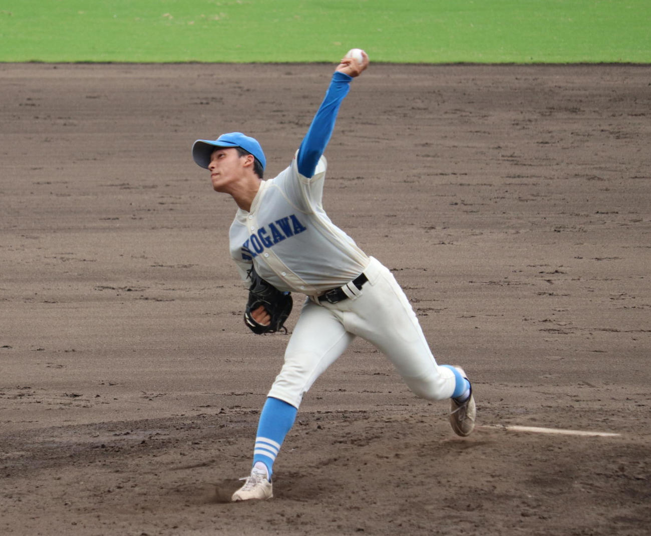 滝川二対加古川西　加古川西先発の太田（撮影・竹本穂乃加）