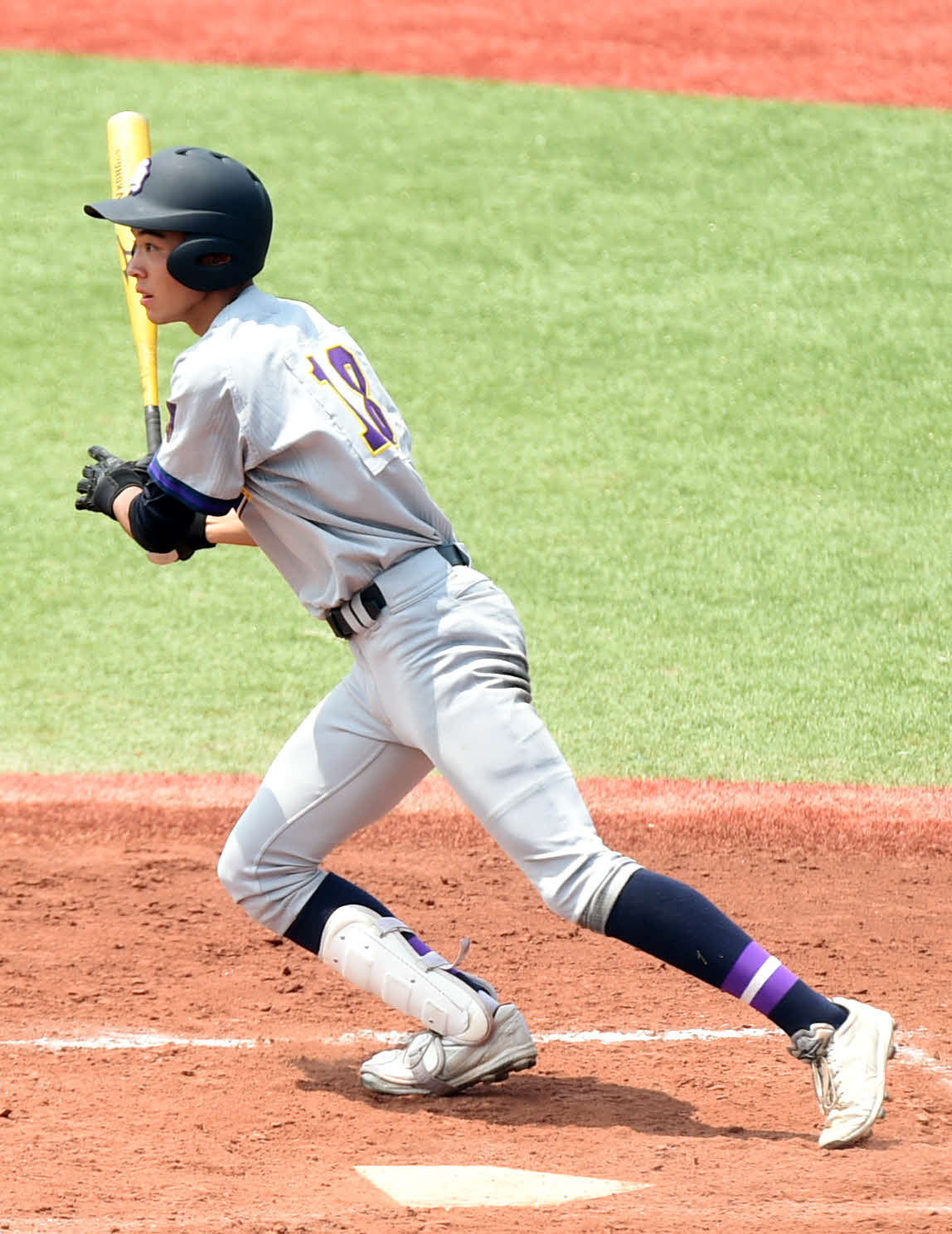 聖和学園対古川学園　3回表聖和学園1死二塁、先制の中前適時二塁打を放つ三浦（撮影・相沢孔志）