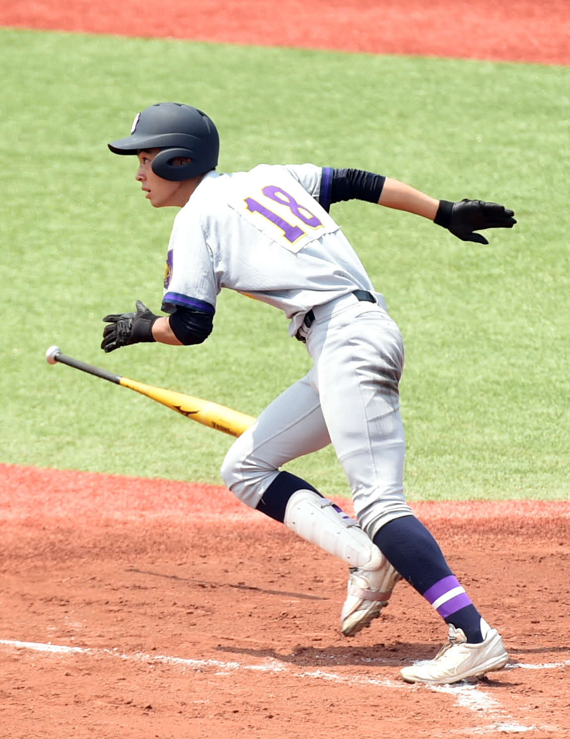 聖和学園対古川学園　3回表聖和学園1死二塁、先制の中前適時二塁打を放つ三浦（撮影・相沢孔志）