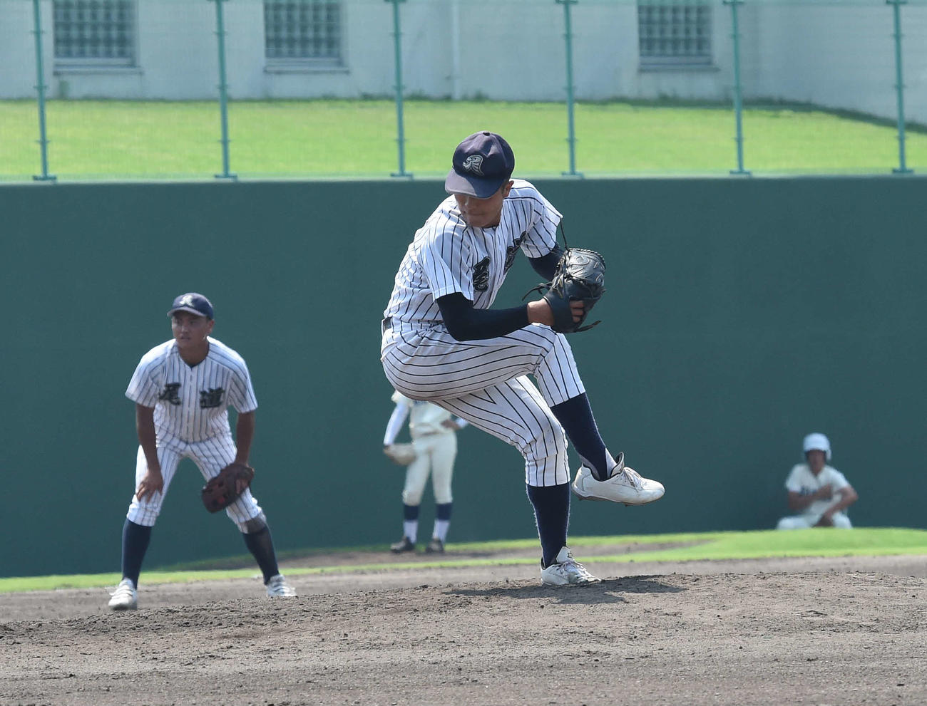 広島商対尾道　尾道先発の坂本典優（てんう）投手（3年