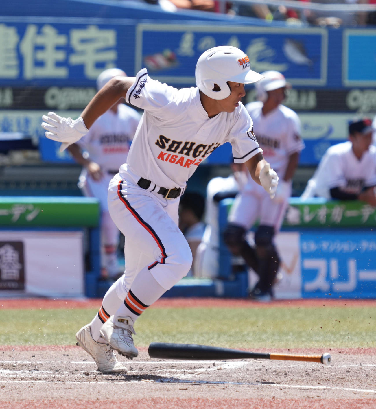 市船橋対木更津総合、1回裏木更津総合2死三塁、植木は勝ち越しの中前適時打を放つ（撮影・小沢裕）