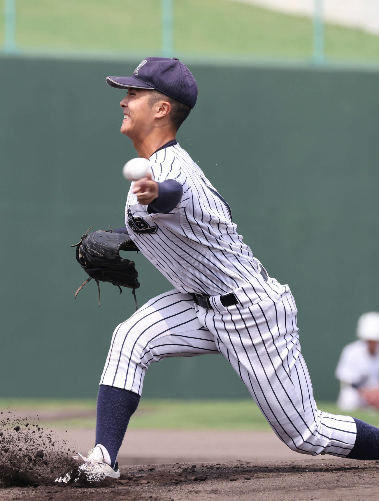 高校野球広島大会決勝　盈進対尾道　尾道先発の坂本典優（撮影・加藤孝規）