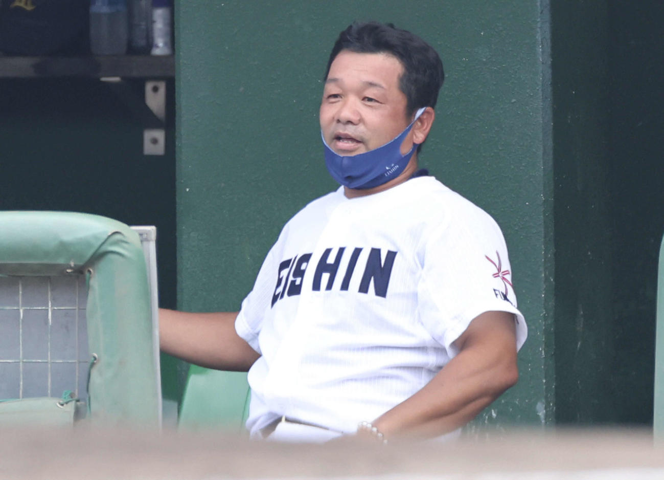 高校野球広島大会決勝　盈進対尾道　盈進の佐藤監督（撮影・加藤孝規）