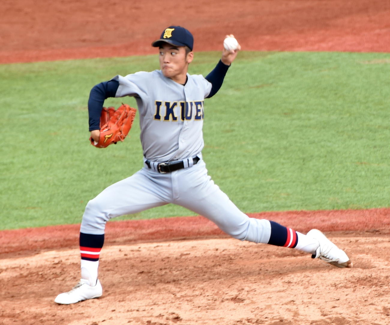 聖和学園対仙台育英　2番手で登板した仙台育英・古川（撮影・山田愛斗）