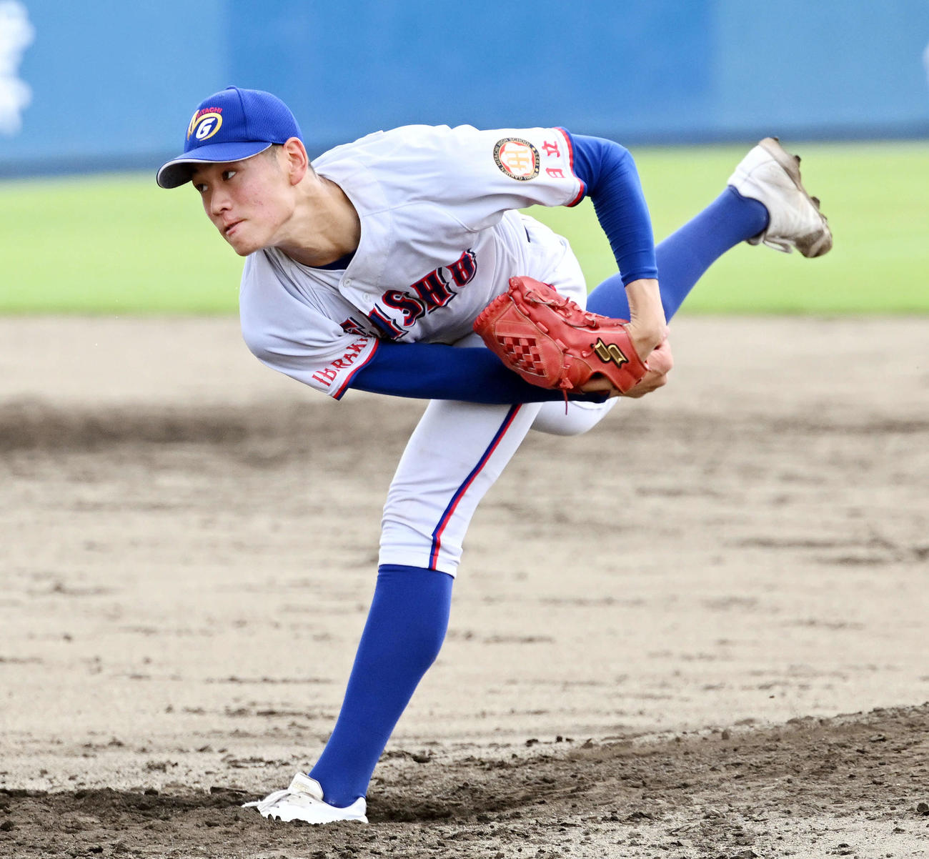 土浦日大対明秀学園日立　明秀学園日立先発の猪俣（撮影・滝沢徹郎）
