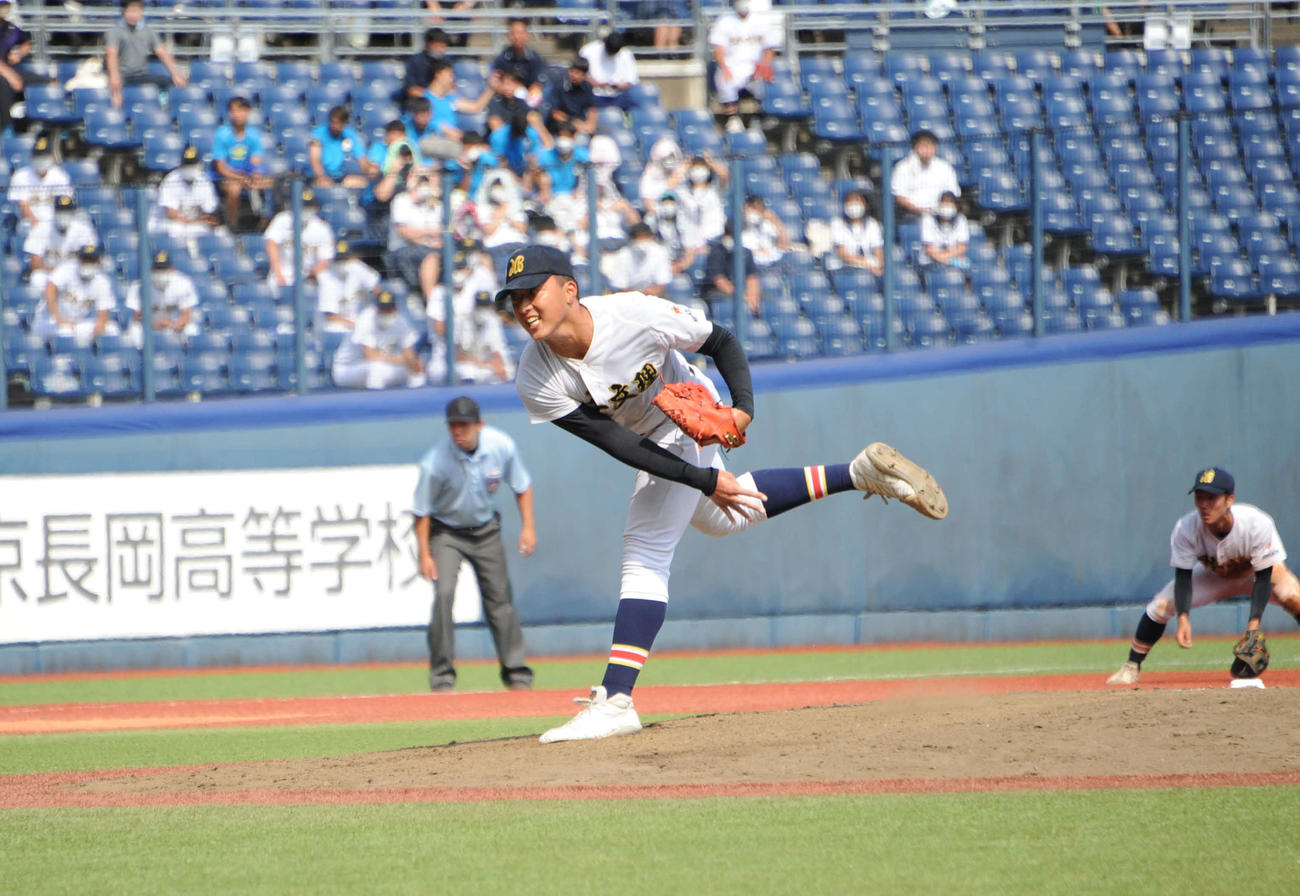 準決勝の北越戦で自己最速の150キロをマークした日本文理・田中